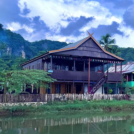 Nasrul House Homestay For Backpackers Maros Bagian luar foto