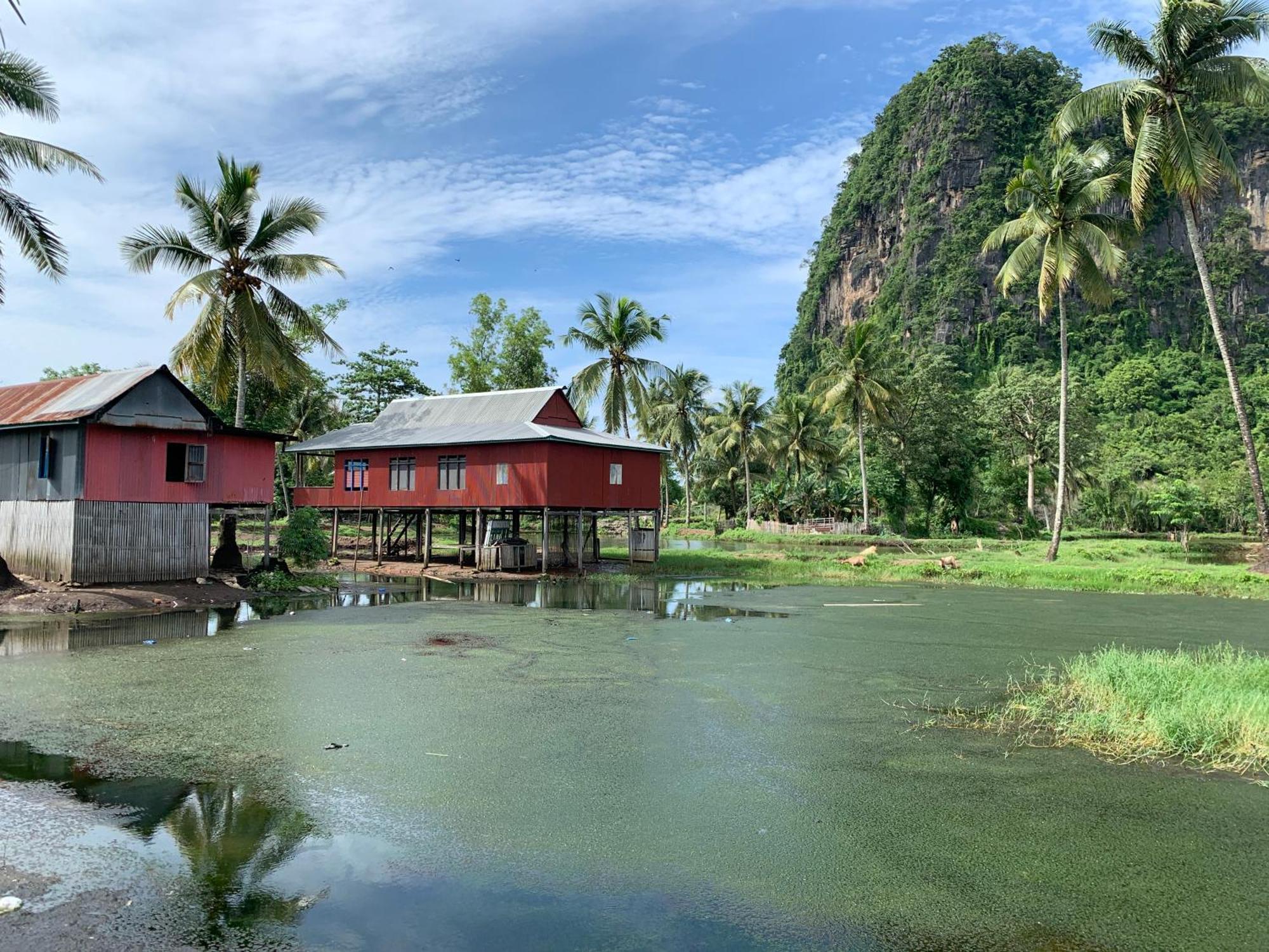 Nasrul House Homestay For Backpackers Maros Bagian luar foto