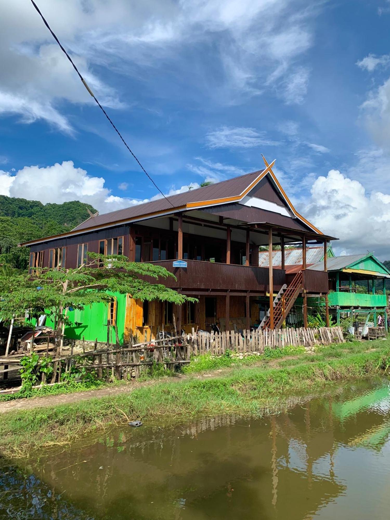 Nasrul House Homestay For Backpackers Maros Bagian luar foto