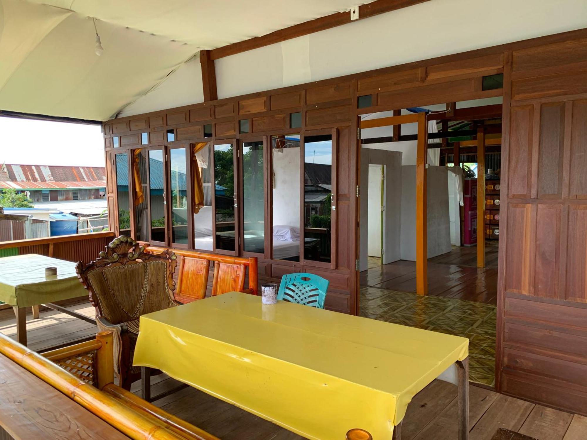 Nasrul House Homestay For Backpackers Maros Bagian luar foto