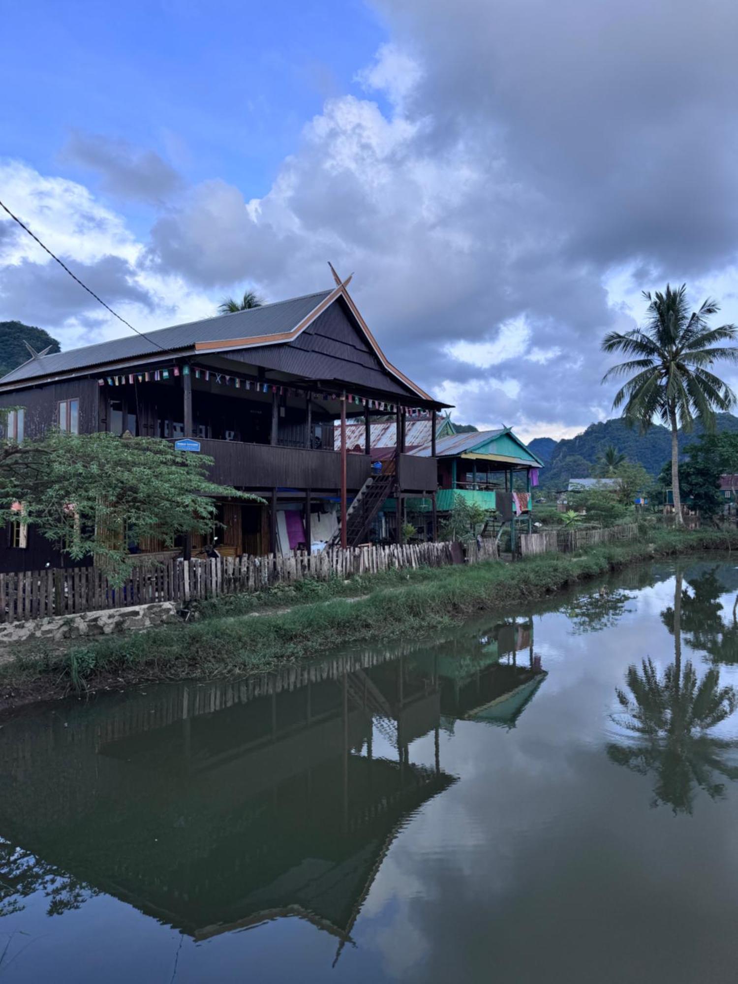 Nasrul House Homestay For Backpackers Maros Bagian luar foto